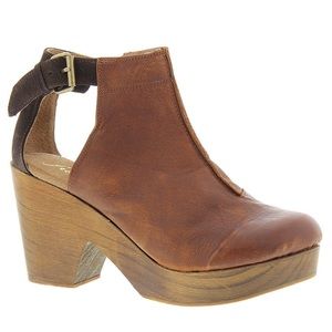 Free People Amber Orchard clog